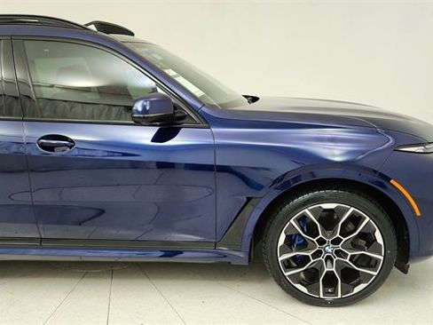Used 2024 BMW X7 xDrive40i w/ Executive Package image 7