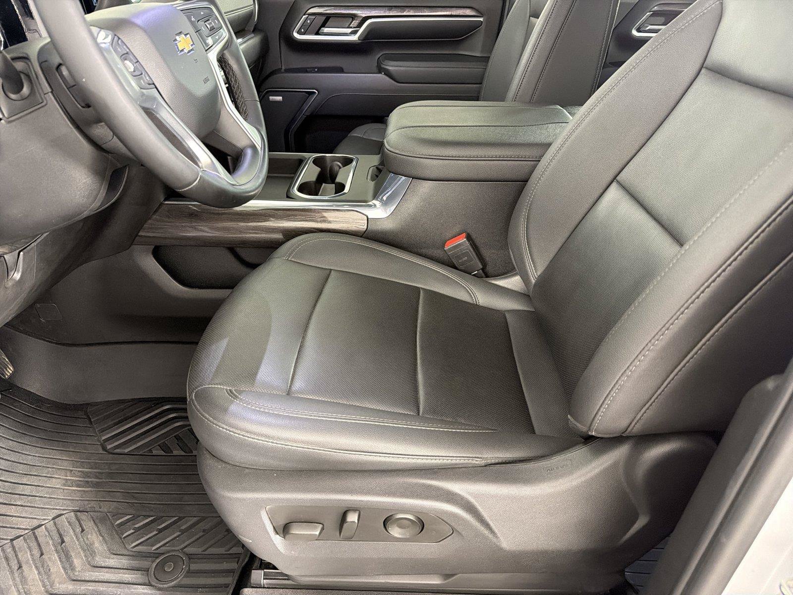 Certified 2024 Chevrolet Silverado 2500 LTZ w/ LTZ Convenience Package AWD/4WD image 7