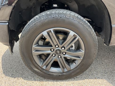 Used 2023 Ford F150 Lariat w/ Max Trailer Tow Package AWD/4WD image 9