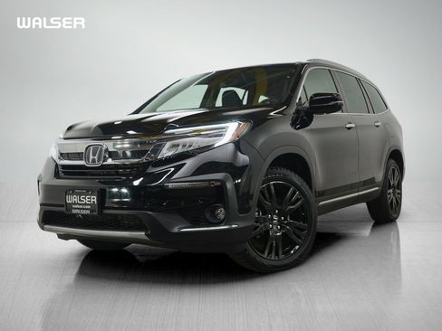 Used 2020 Honda Pilot Touring image 1