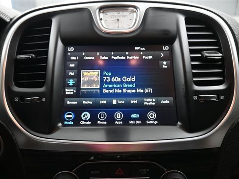 Used 2021 Chrysler 300 Touring w/ Sport Appearance Package RWD image 12