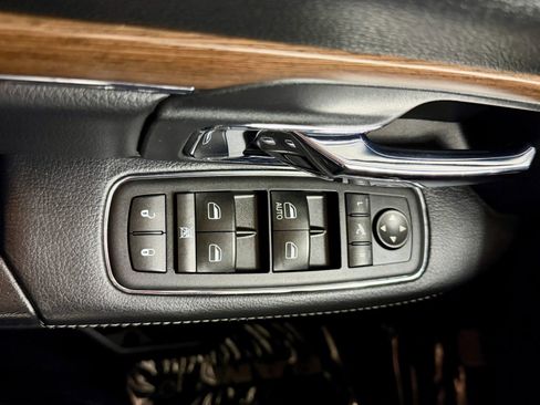 Used 2015 RAM 1500 Laramie w/ Convenience Group image 22