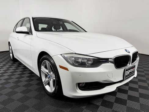 Used 2015 BMW 328i Sedan RWD image 5