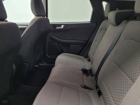 Used 2021 Ford Escape SE FWD image 18