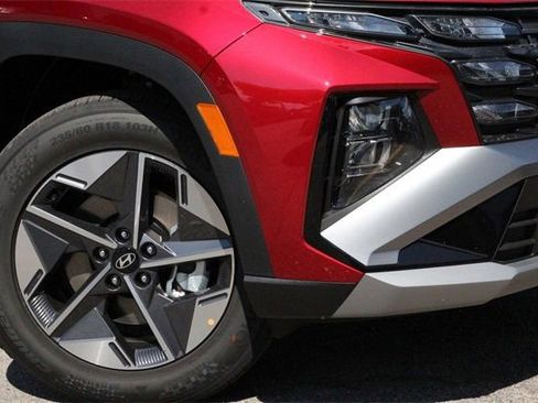 Used 2026 Hyundai Tucson SEL image 2