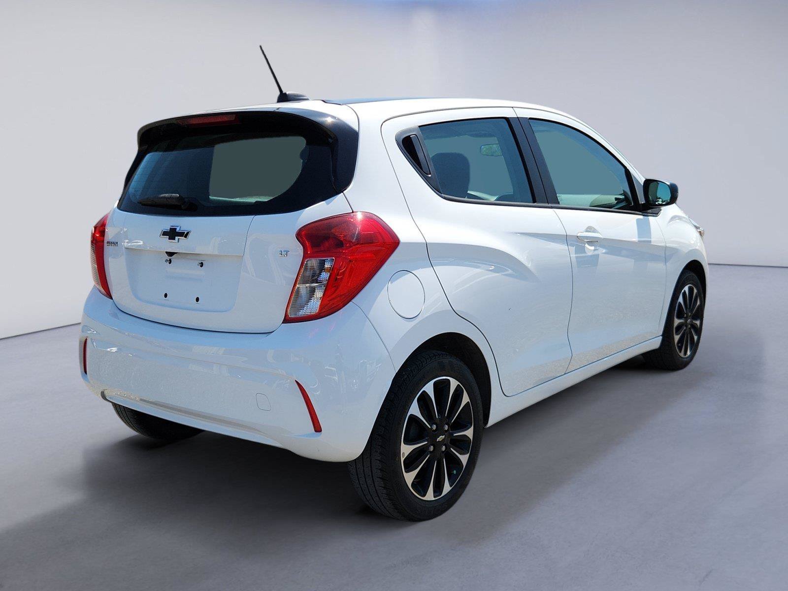 Used 2022 Chevrolet Spark LT w/ Spark Special Edition FWD image 3