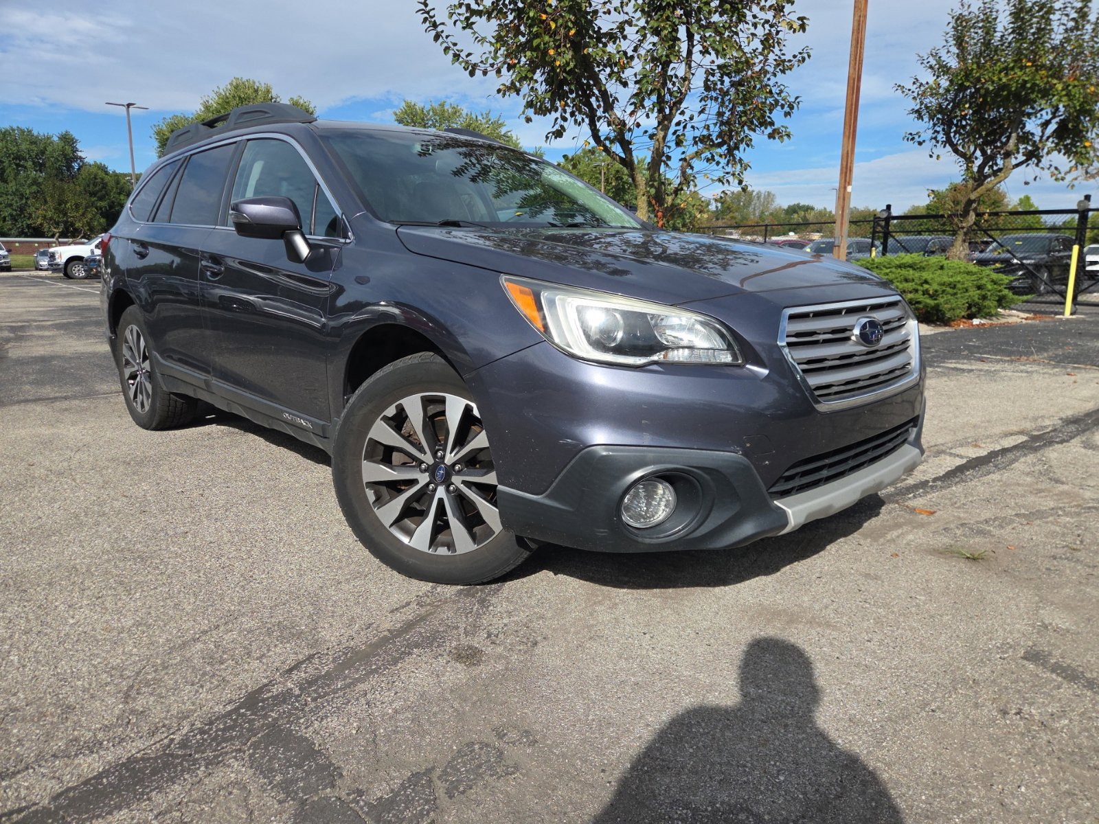 Used 2016 Subaru Outback 2.5i Limited AWD/4WD image 21