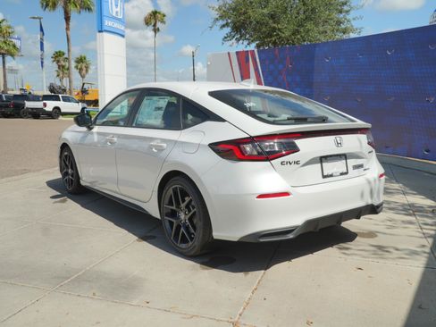 New 2026 Honda Civic Sport image 9