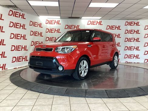 Used 2016 Kia Soul + w/ Audio Package FWD image 3