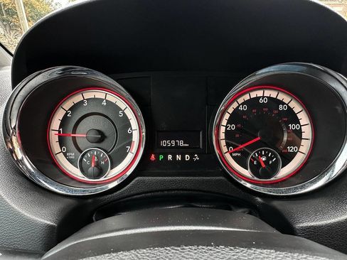 Used 2017 Dodge Grand Caravan SE image 22