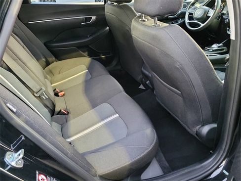 Used 2021 Hyundai Sonata SEL w/ Cargo Package image 17