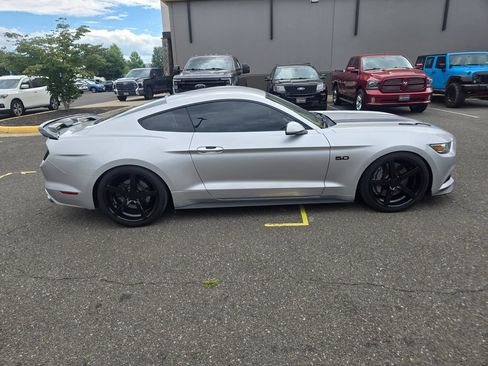 Used 2015 Ford Mustang GT w/ GT Performance Package RWD image 8