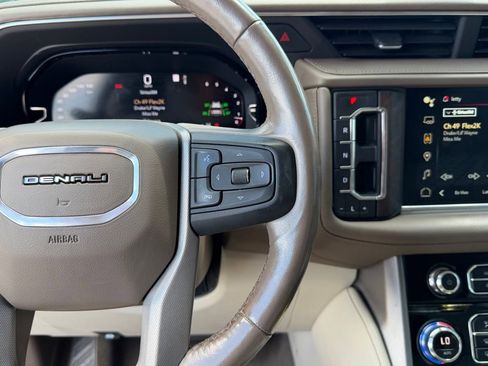 Used 2022 GMC Yukon Denali AWD/4WD image 20