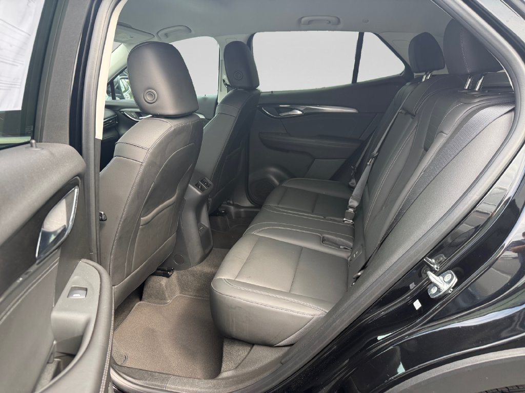 Used 2025 Buick Envision Preferred AWD/4WD image 16