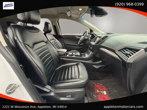 Used 2020 Ford Edge SEL FWD image 45
