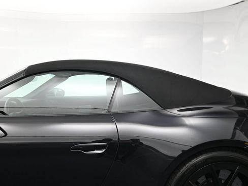 Certified 2025 Porsche 911 Carrera 4 GTS AWD/4WD image 41