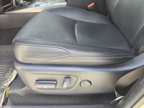 Used 2022 Toyota 4Runner Limited image 26