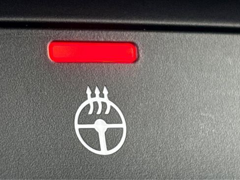 Used 2023 Dodge Durango GT image 24