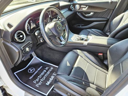 Used 2018 Mercedes-Benz GLC 300 4MATIC image 18