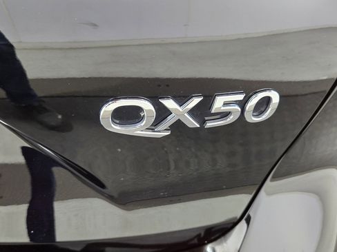 Used 2020 INFINITI QX50 Luxe w/ Navigation Package image 32
