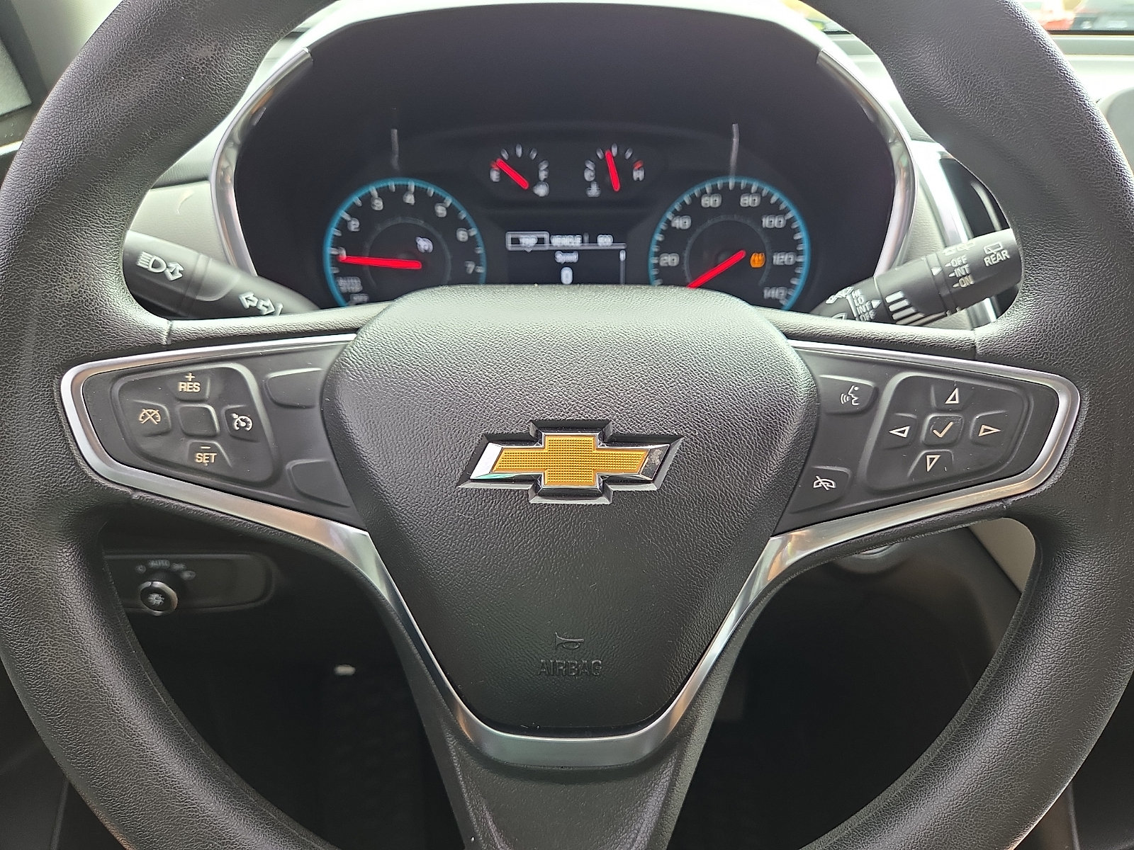 Used 2018 Chevrolet Equinox LS FWD image 24