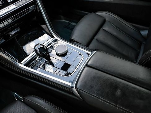 Used 2019 BMW M850i xDrive Coupe w/ Driving Assistance Package AWD/4WD image 21