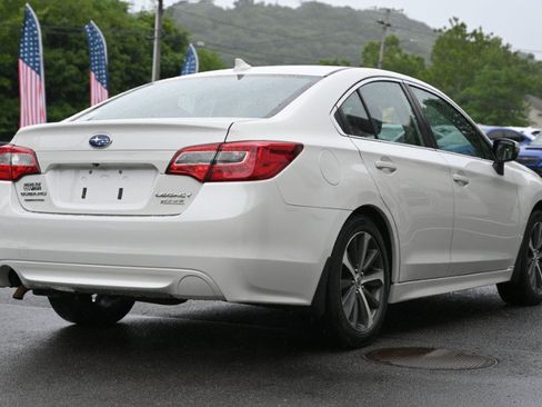 Used 2016 Subaru Legacy 2.5i Limited AWD/4WD image 7