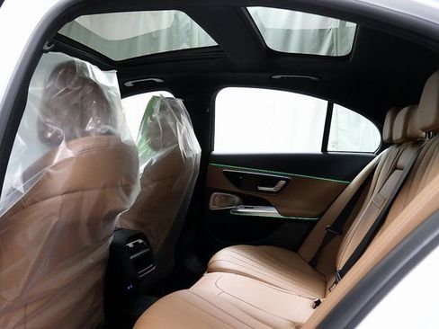 New 2026 Mercedes-Benz E 450 4MATIC Sedan image 13