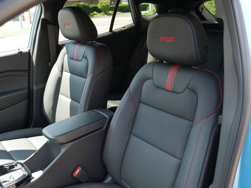 New 2026 Chevrolet Trax RS FWD image 15