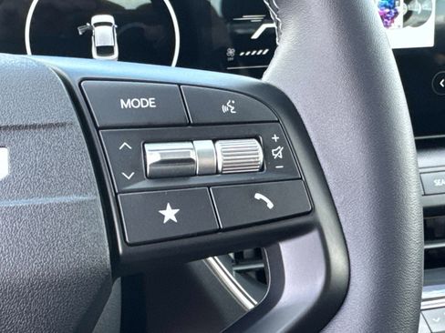 New 2025 Kia K4 EX image 24