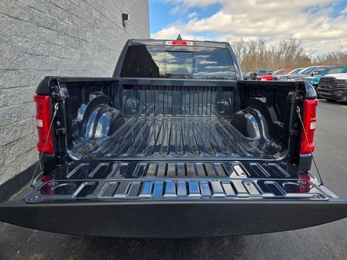 New 2026 RAM 1500 4x4 Crew Cab image 11