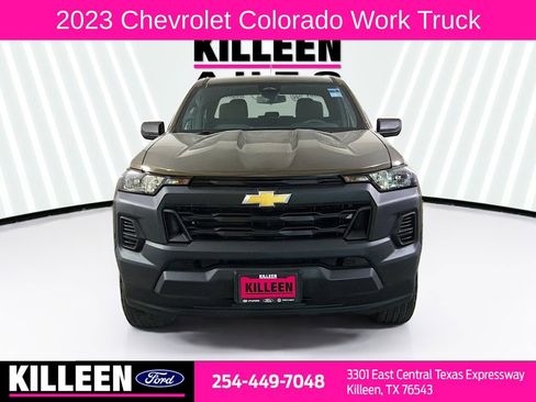 Used 2023 Chevrolet Colorado W/T image 2