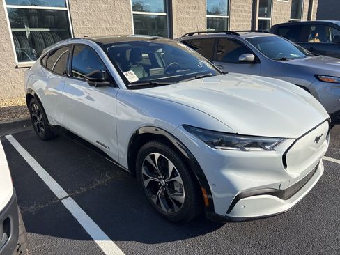 Used 2023 Ford Mustang Mach-E Premium image 2