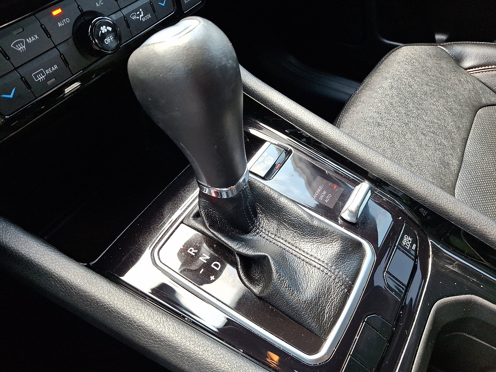 Certified 2023 Jeep Compass Limited AWD/4WD image 14