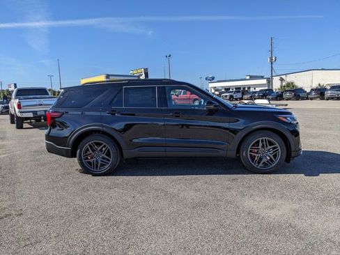 New 2026 Ford Explorer ST w/ Sun And Sound Package image 3