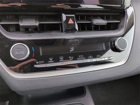 Certified 2025 Toyota Corolla LE image 22