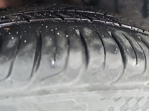 Used 2024 Kia Forte LXS image 6