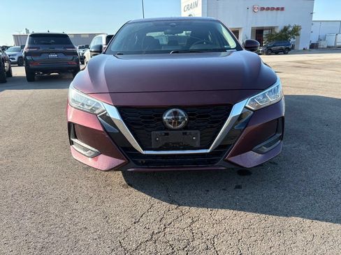 Used 2020 Nissan Sentra SV FWD image 2