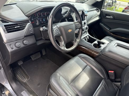 Used 2018 Chevrolet Tahoe LT w/ LT Signature Package AWD/4WD image 14