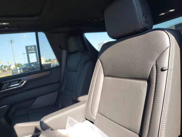 New 2026 GMC Yukon Denali w/ Denali Reserve Package AWD/4WD image 31