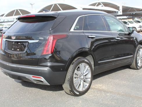 Used 2024 Cadillac XT5 Premium Luxury w/ Technology Package FWD image 3