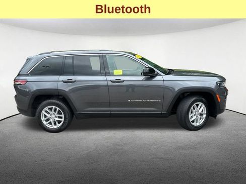 Used 2023 Jeep Grand Cherokee Laredo X w/ Luxury Tech Group I AWD/4WD image 11