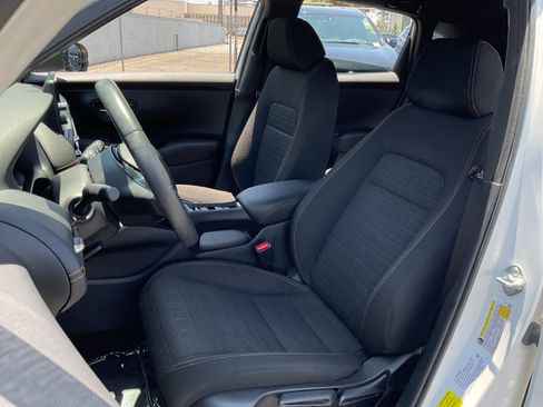 Used 2024 Honda HR-V Sport image 18