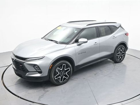 Used 2023 Chevrolet Blazer RS w/ Driver Confidence II Package image 25