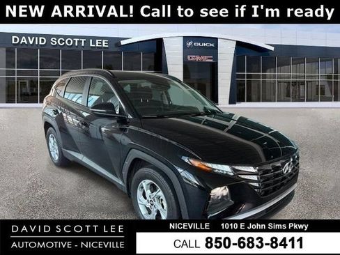 Used 2023 Hyundai Tucson SEL FWD image 1