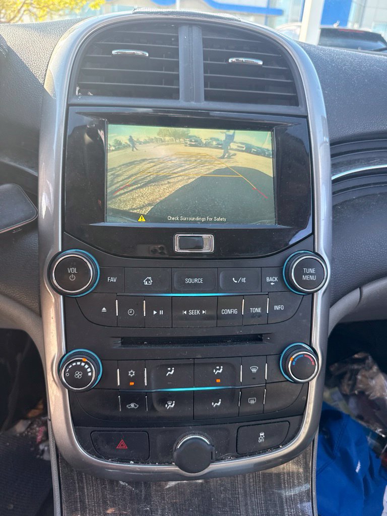 Used 2015 Chevrolet Malibu LT w/ Power Convenience Package FWD image 15