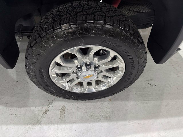 Used 2024 Chevrolet Silverado 2500 LTZ w/ LTZ Premium Package AWD/4WD image 34