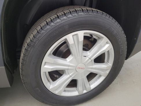 Used 2017 GMC Terrain SLT w/ Open Road Package AWD/4WD image 31