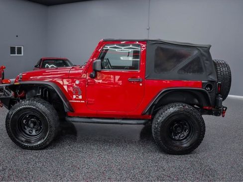 Used 2009 Jeep Wrangler X AWD/4WD image 2
