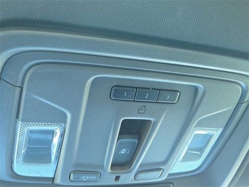 Used 2024 GMC Sierra 2500 SLT w/ Texas SLT Premium Package image 28